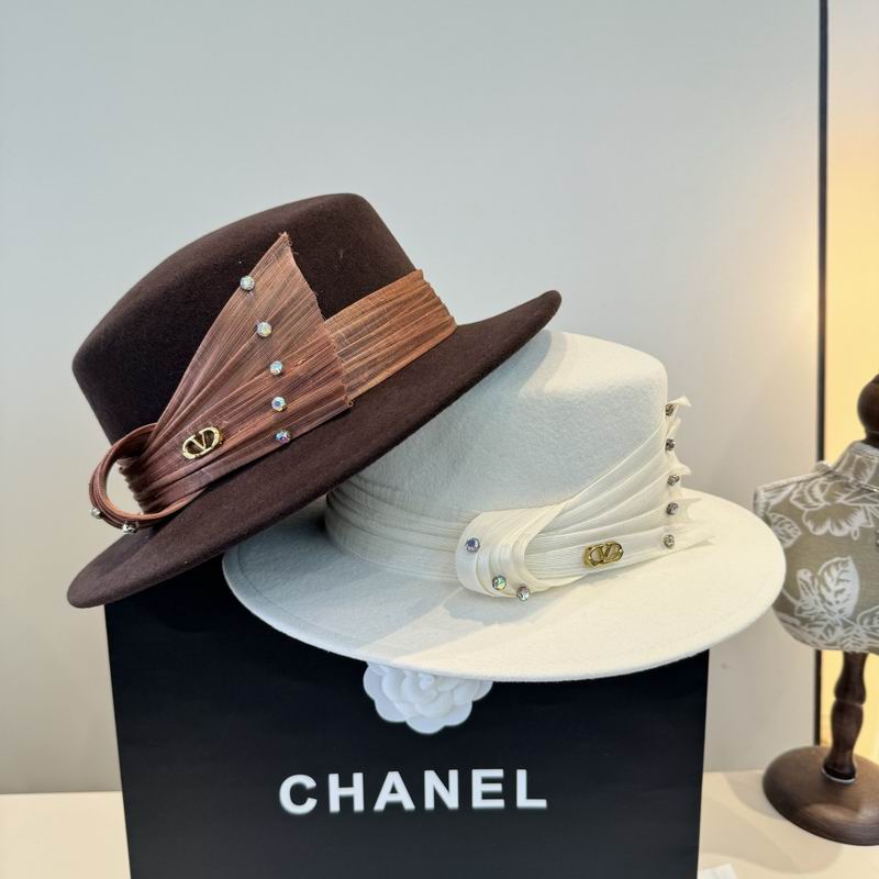 Valentino top hat 100501